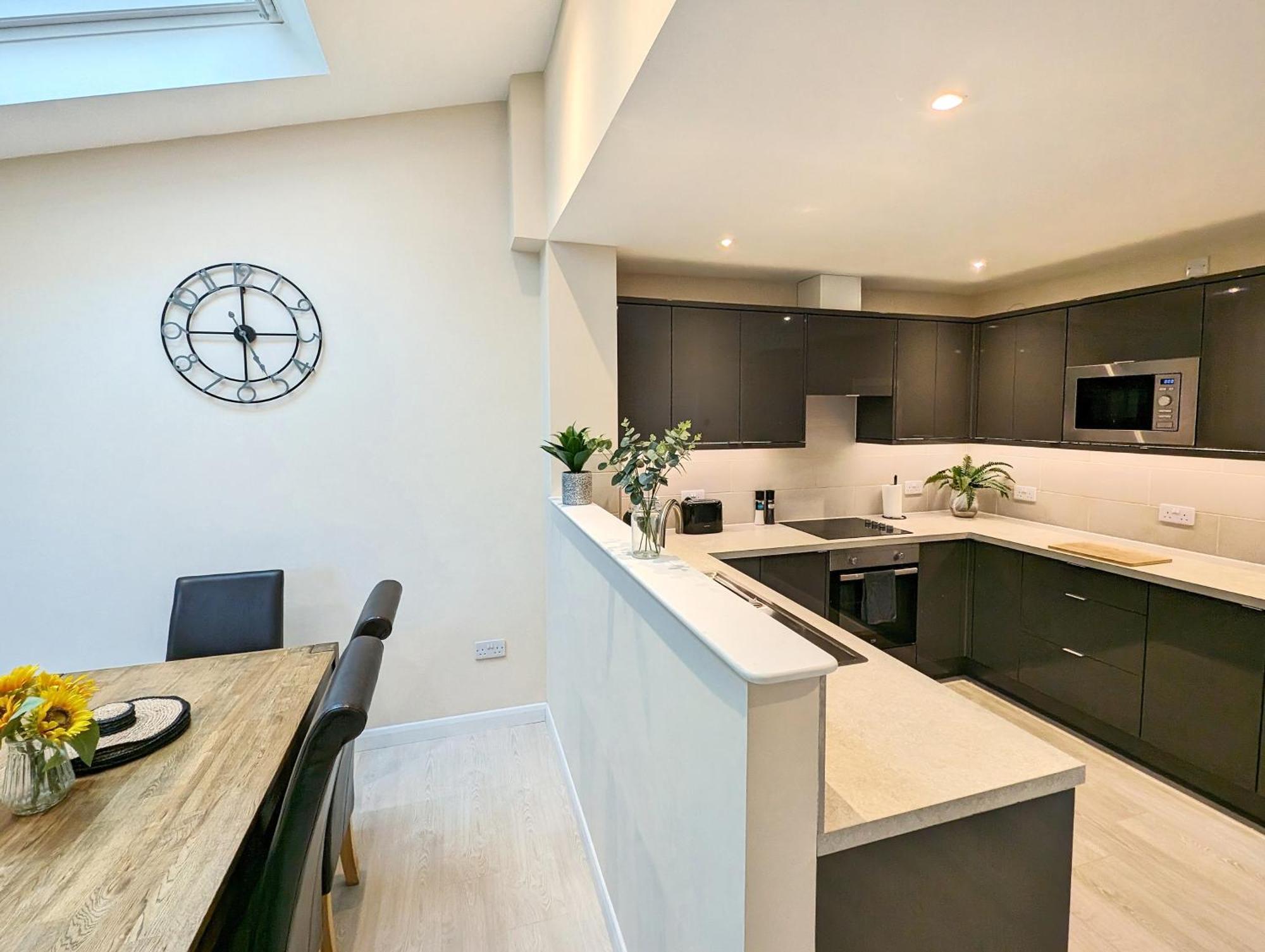 Central Cambridge, Charming 3-Bed House With Free Parking! Eksteriør billede